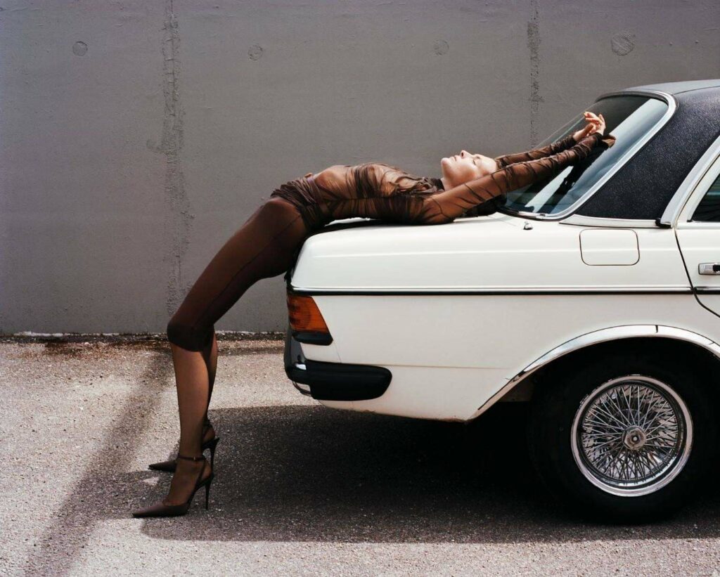Choisir une voiture pour un shooting de mode
